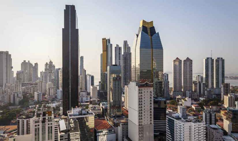 panama_825